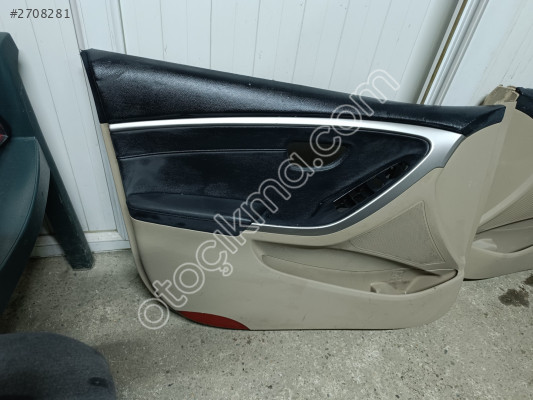 Hyundai i30 sol ön kapı döşemesi orijinal çıkma