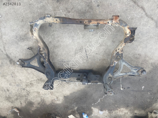 Ford Mondeo motor traversi