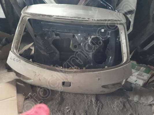Seat leon arka bagaj