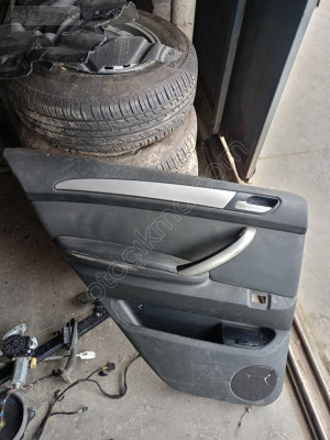 BMW X5 E53 01/07 sağ arka kapı döşemesi orijinal