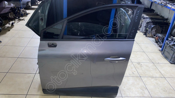 RENAULT CAPTUR SOL ÖN KAPI