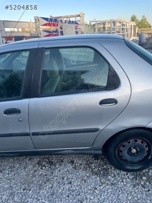 Fiat Albea Sol arka kapı