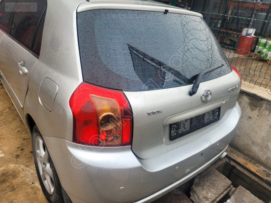 2002-2007 TOYOTA COROLLA SEDAN / HB ARKA PANEL