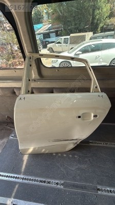 Audi a1 sol arka kapı