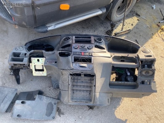 İVECO DALY 70C ÇIKMA KOMPLE GÖĞÜS TORPİDO