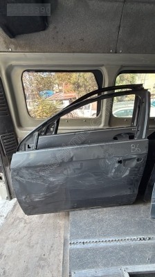 Vw passat b7 sol ön kapı 2011-2014