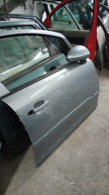 Corsa d sağ ön kapi