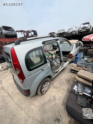 RENAULT KANGOO 3 SAĞ ARKA ÇAMURLUK