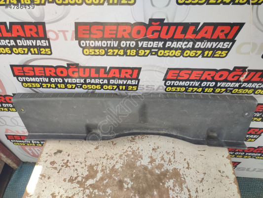 TOYOTA COROLLA ARKA PANEL PLASTİĞİ 2001 2006