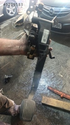 Fors Kuga debriyaj pedali