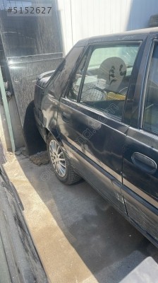 Dacia solenzo sağ arka kapı