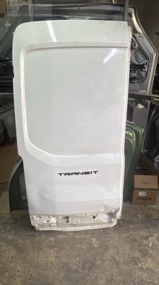 Ford transit sol bagaj kapağı