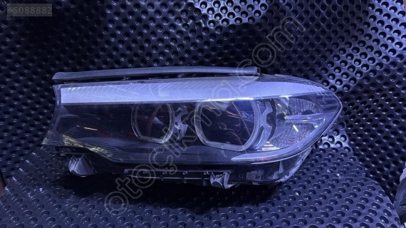 BMW 5 SERİSİ G30 SOL FAR