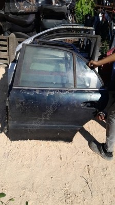 Hyundai sonato sol arka kapı
