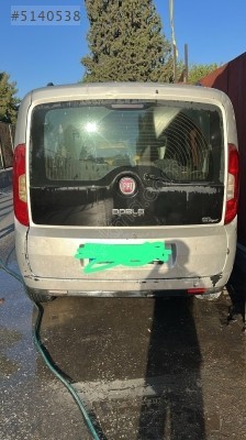 Fiat Doblo bagaj kapağı