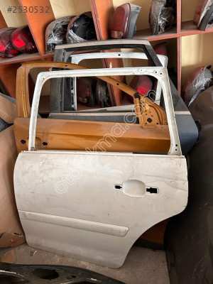 Citroen C 4 Picasso sol arka kapı