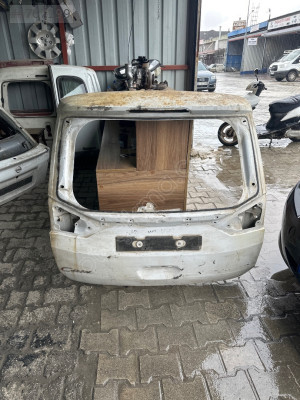 FORD C MAX BAGAJ KAPAĞI
