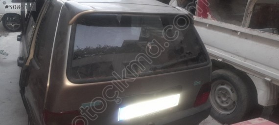 Fiat Uno 70s bagaj kapak camı