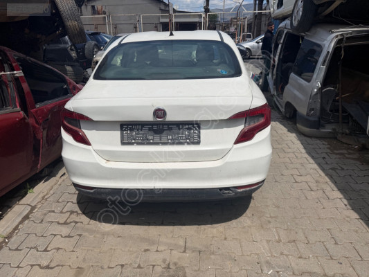 Fiat Egea sağ arka stop