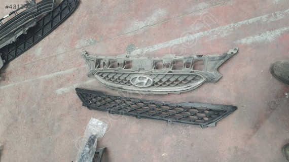 hyundai accent bule ön alt üst panjur