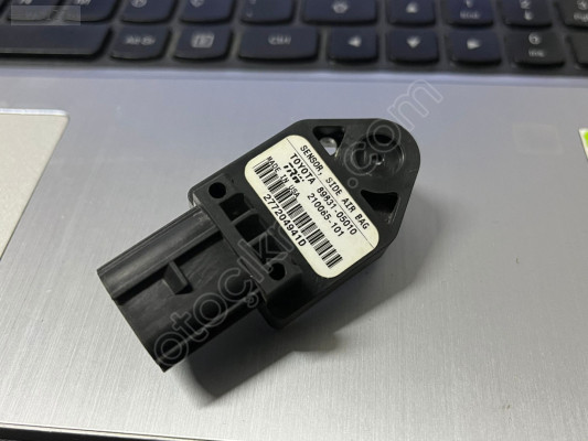 TOYOTA DARBE SENSÖRÜ ORJİNAL 89831-05010