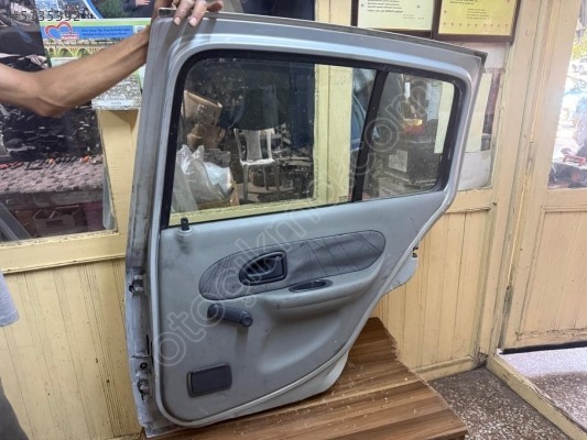 RENAULT CLİO SYMBOL SAĞ ARKA KAPI DÖŞEMESİ 00-08 MODEL