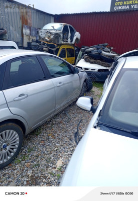 Ford focus sağ ön kapı