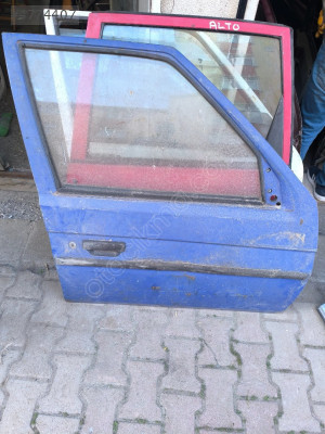 Skoda Favorit sağ ön kapı