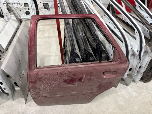 FORD FİESTA ÇIKMA ORİJİNAL SOL ARKA KAPI BD2