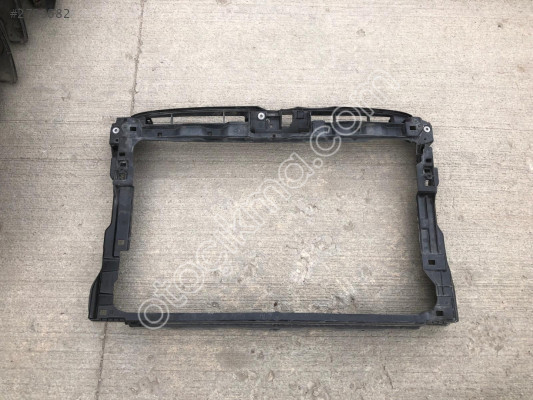 VOLKSWAGEN PASSAT B8 ÖN PANEL 3G0805588AD