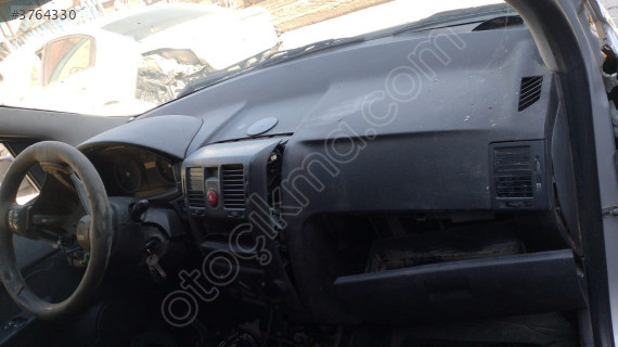 hyundai getz dolu göğüslük
