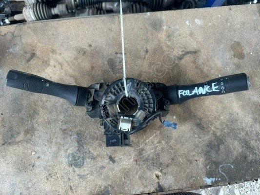 RENAULT FLUENCE SİNYAL SİLEGEÇ KOLLARI