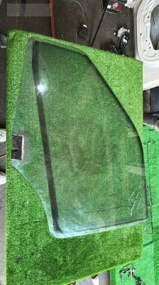 2015 FİAT DOBLO GENİŞ AİLE SOL ÖN KAPI CAMI