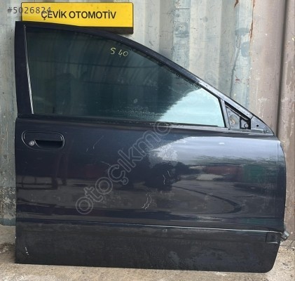 VOLVO S40 SAĞ ÖN KAPI ÇEVİK OTO ÇIKMA