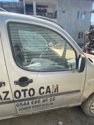 Doblo cargo sağ ön kapı