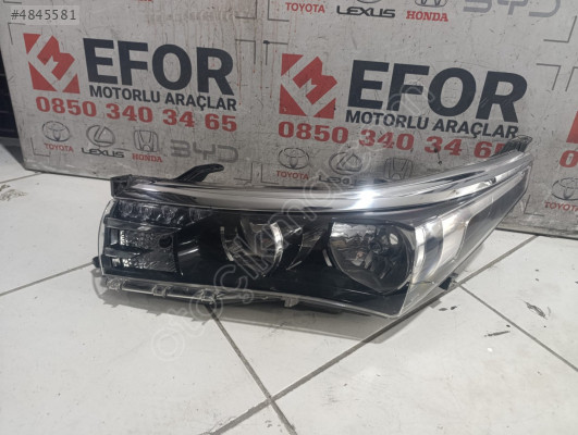 TOYOTA COROLLA SOL FAR ÇIKMA ORİJİNAL PARÇA