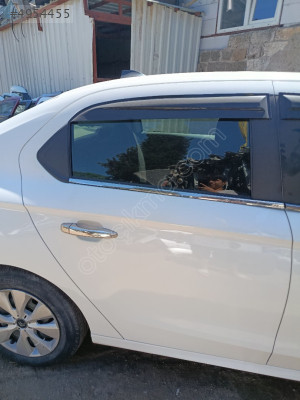 Citroen c elyese sağ arka kapı