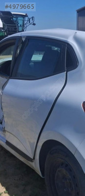 RENAULT CLİO 5 SOL ARKA KAPI ÇIKMA