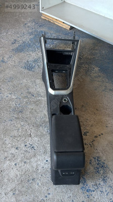 VOLKSWAGEN TAİGO ORTA KONSOL