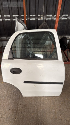 OPEL CORSA C SAĞ ARKA KAPI