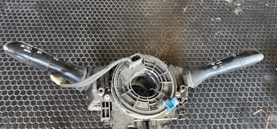 Renault Megane 4 sinyal kolu