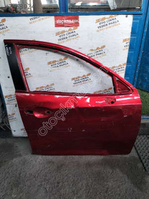Mazda 3 çıkma sağ ön kapı 2014-2018
