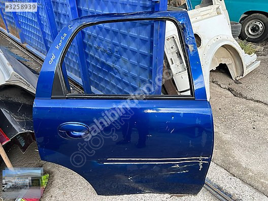 OTO CEMDEN ÇIKMA OPEL CORSA C SAĞ ARKA KAPI