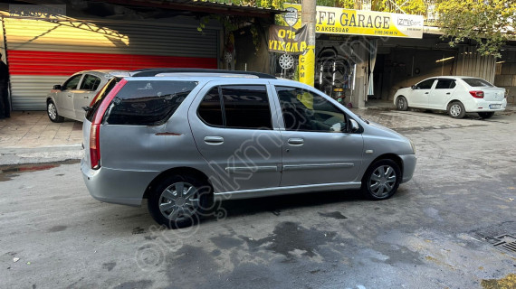 Tata Indigo sağ arka kapı