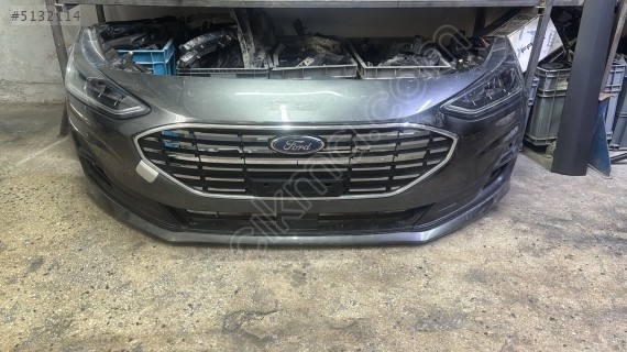 Ford Focus dolu ön tampon