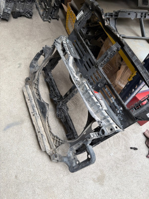 Audi A6 ön panel  orijinal çıkma kaya garage