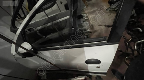 PEUGEOT 206 sol ön kapı çıkma orijinal
