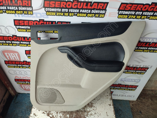 FORD FOCUS 2 SAĞ ARKA KAPI DÖŞEMESİ