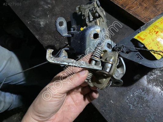 RENAULT LAGUNA 1 SOL ÖN KAPI İÇ AÇMA KOLU 1997-2001 MODEL