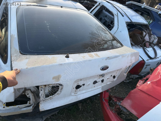 Ford Escort Hb Bagaj Kapağı